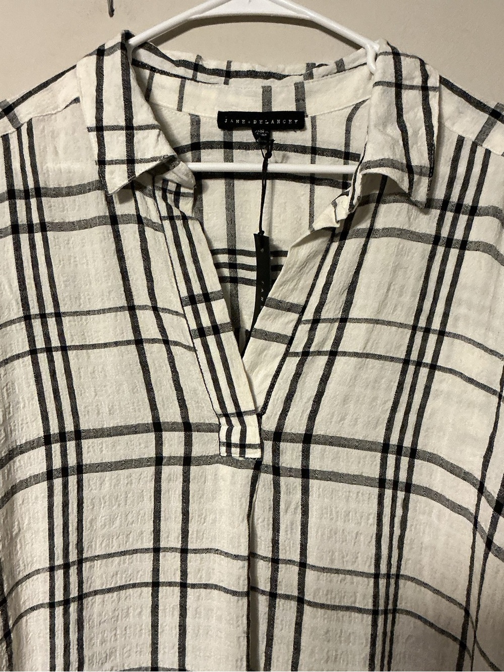 Jane + Delancey Plaid Button-Back Tunic Shirt - Picture 3 of 12